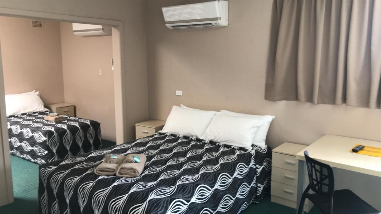 Manning River Motel Тарий Екстериор снимка