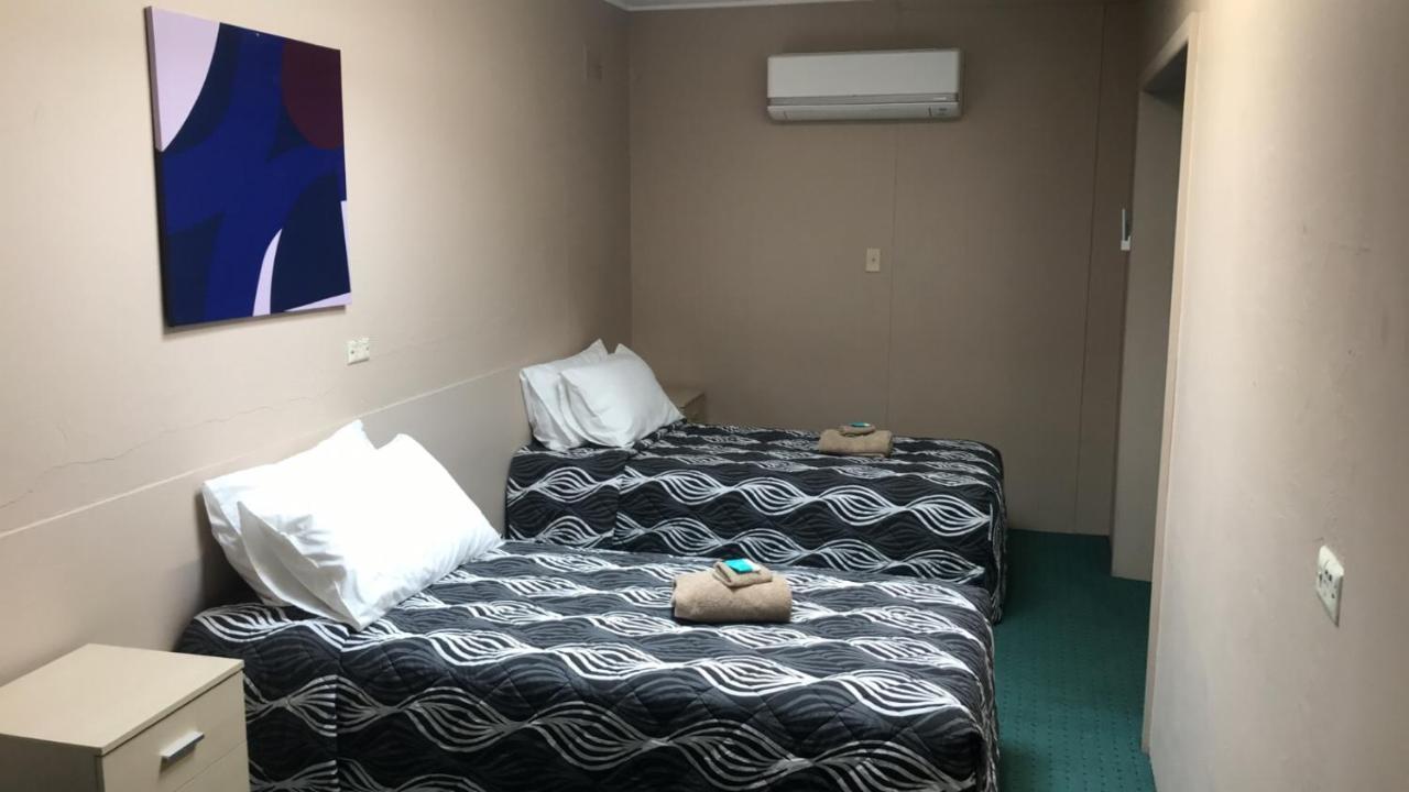 Manning River Motel Тарий Екстериор снимка