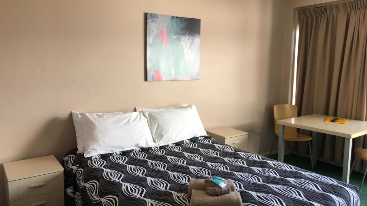 Manning River Motel Тарий Екстериор снимка